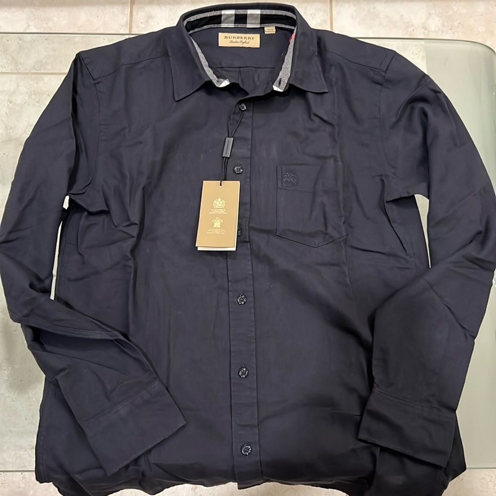 🔥🔥🔥100% Authentic Burberry Men’s Long Sleeves